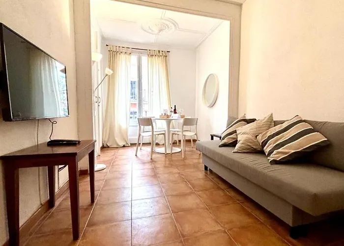 Cozy Ploblesec Apartment